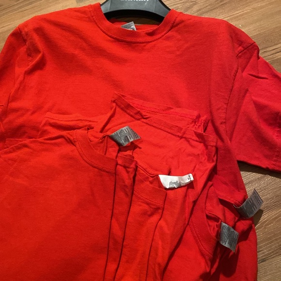 Gildan Red T-Shirts - Picture 4 of 4